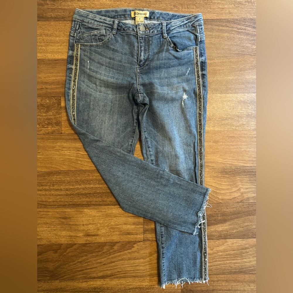 GUC Democracy Blue Cropped Jeans With Frayed Hem And Crystals On Side